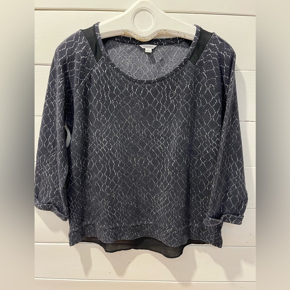 CALVIN KLEIN navy & gray women’s top size M - Picture 1 of 11